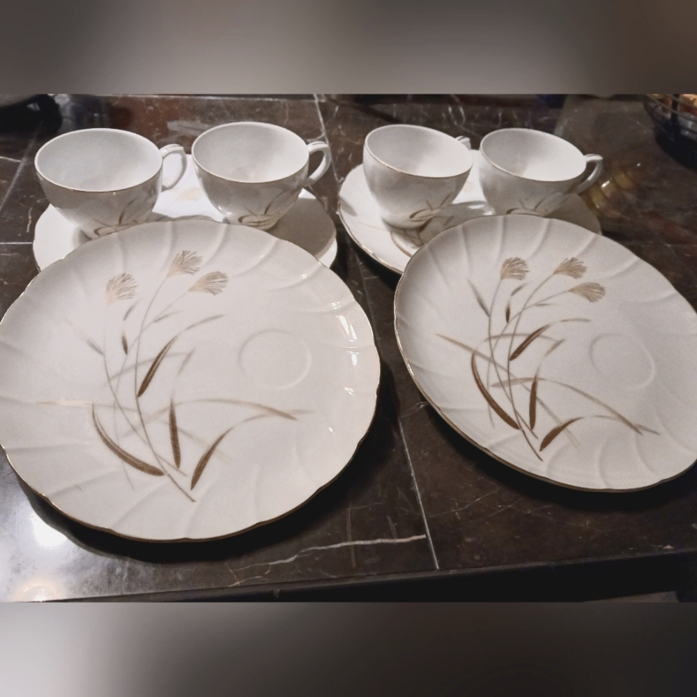 Laurel China Sea Breeze Decorative Plate